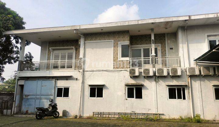 tampak depan gudang pabrik murah raya bogor