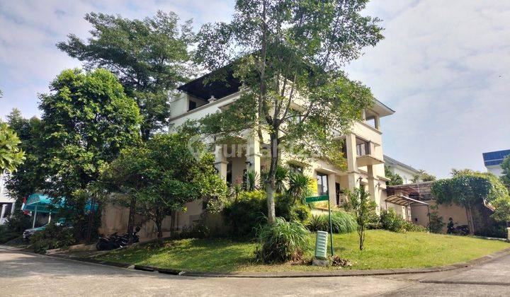 Rumah Hoek Country Wood Sentul Murah Rooftop View Gunung Dekat Jagorawi 1