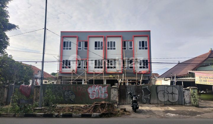 Newly Built 3-Storey Affordable Martadinata Terrace Shop Near Sudirman Fountain Jagorawi 2