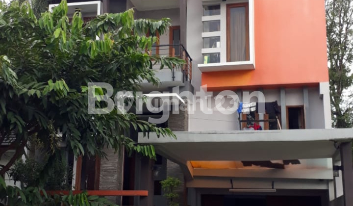 Rumah 2 Lantai di Kemang Pratama Bekasi 1