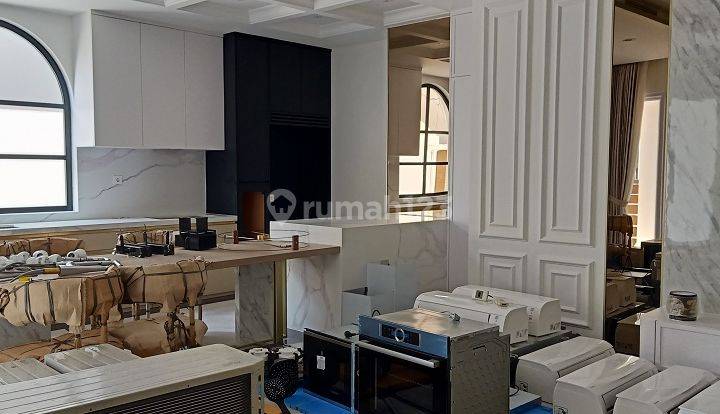 Rumah Cantik Siap Huni Full Furnish Split Level di Cluster Lotus Summarecon Bekasi 2