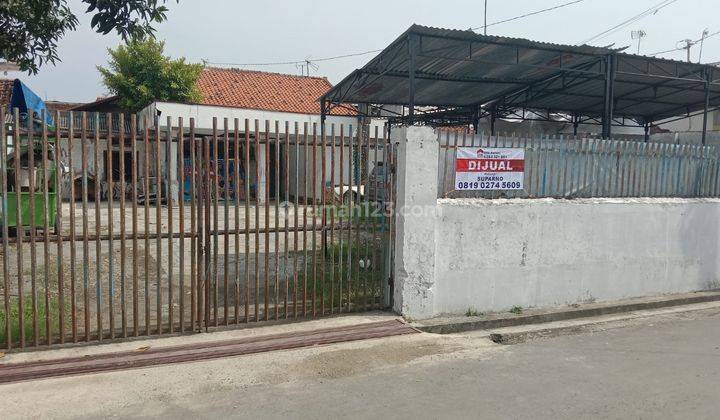 Rumah di Pusat Kota Dekat Super Indo Mall 1