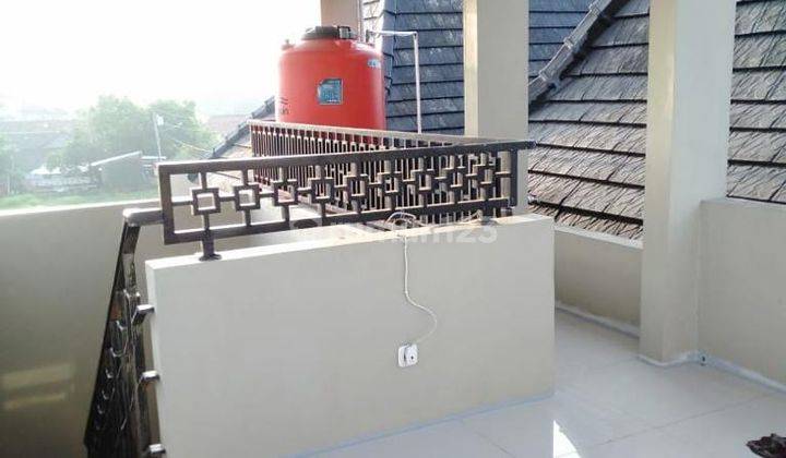 Rumah Mewah di Perum Grand Bale Agung 2