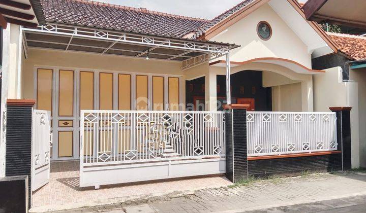 Rumah 2 Lantai Dekat Alun-Alun Kota Tegal 1