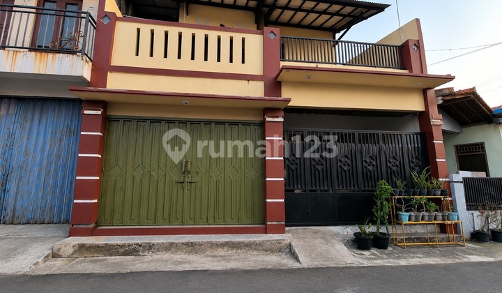 2-Story House City Center Near Prestigious School 2-Story House City Center Near Prestigious School