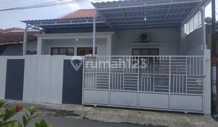 New Ready-to-Occupy House in City Center Near Starbucks