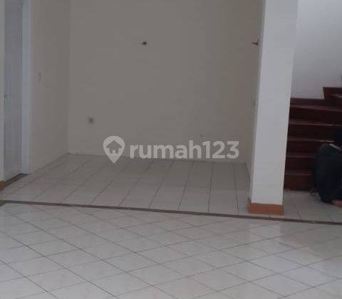 Rumah 2 Lantai Townhouse 2