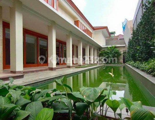 Rumah Disewakan 5 BR di Menteng Dalam Jakarta Selatan 2