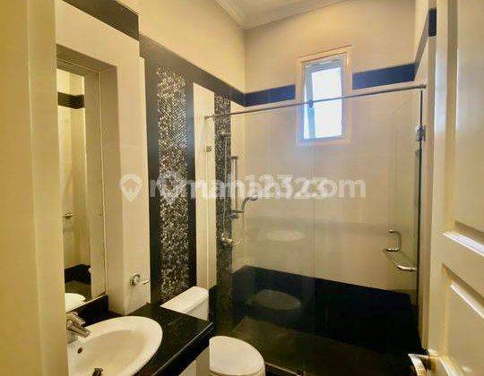 Rumah Mewah Disewakan 4 BR Di Tulodong Kebayoran Baru Jakarta Selatan 6