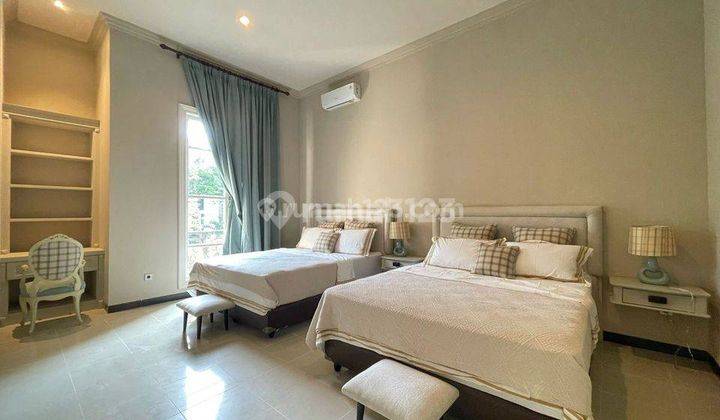 Rumah Mewah Disewakan 4 BR Di Tulodong Kebayoran Baru Jakarta Selatan 12