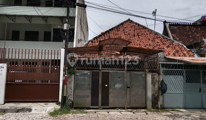 Rumah Lama Area Gajah Mada Harmoni Cocok Bangun Rumah Kantor Kost