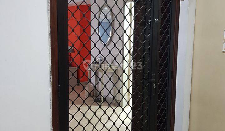 Apartment Istana Harmoni 3BR Bagus View City dan Istana Presiden 14