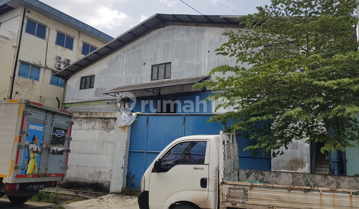 Gudang Siap Pakai di Komplek Pergudangan Semanan