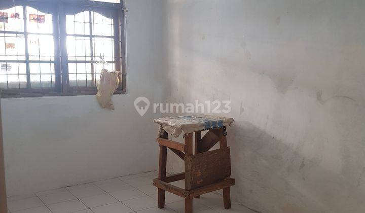 Rumah 1,5 Lantai Cukup Luas Masuk Gang Motor Perlu Renovasi 9