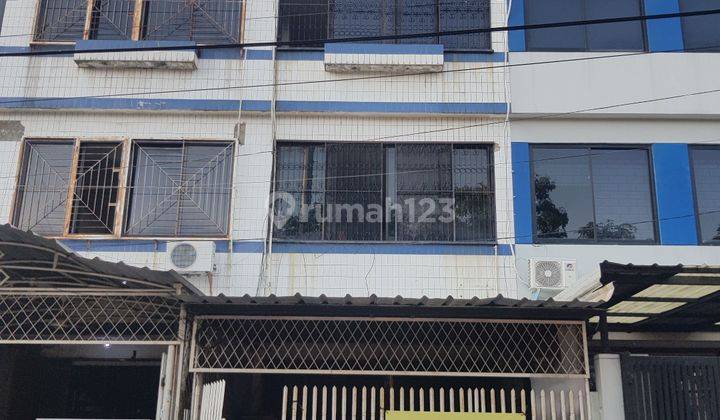Ruko 3,5 Lantai Siap Pakai Cocok Kantor atau Gudang
