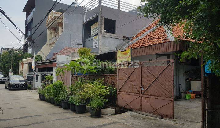 Rumah Hoek Hitung Tanah di Taman Sari Cocok Usaha atau Rumah 1