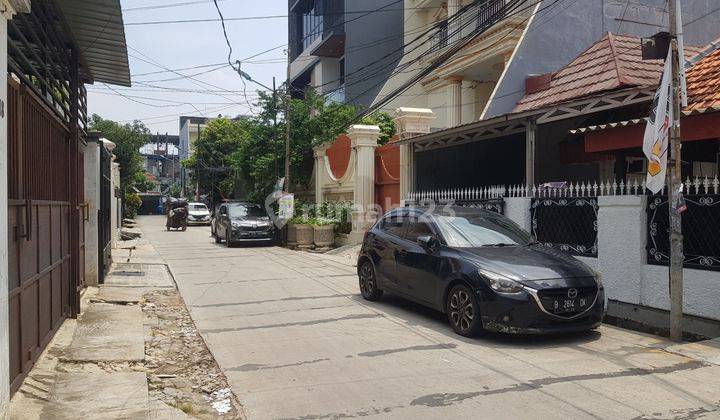 Rumah Hoek Hitung Tanah di Taman Sari Cocok Usaha atau Rumah 2