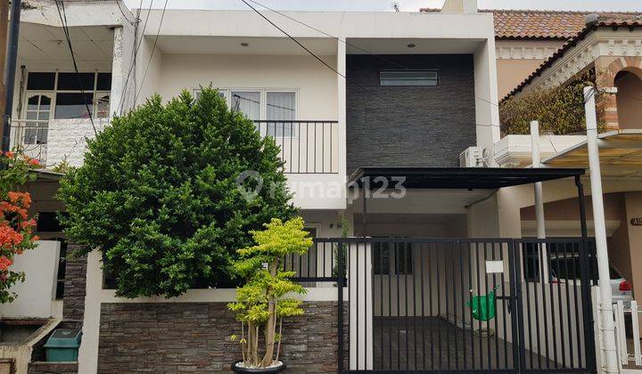 Rumah Bagus 2,5 Lantai di komplek Taman Surya 1 dekat Citraland 1