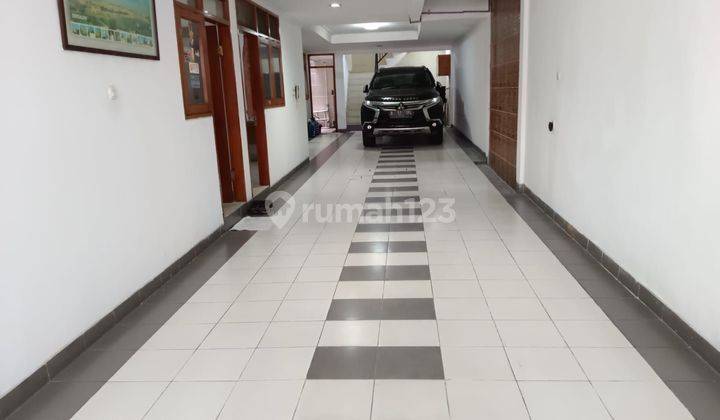 Rumah Cluster Bagus 4 Lantai Siap Huni Furnished di Palmerah 2