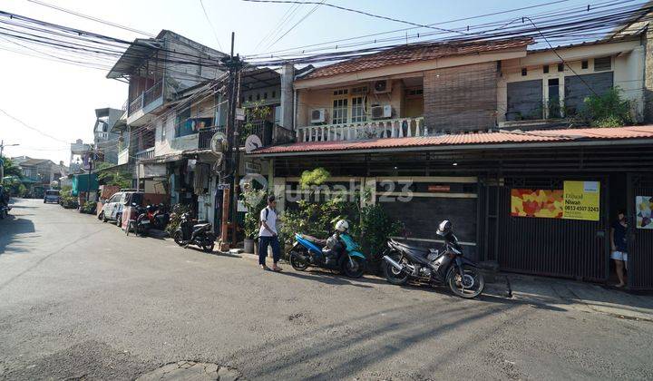 Rumah Lama Jalanan Lebar Hadap Selatan Di Kota Bambu Utara 2