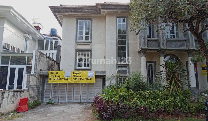 Rumah Hoek Setengah Jadi Dalam Cluster Exclusive di Kemanggisan 2