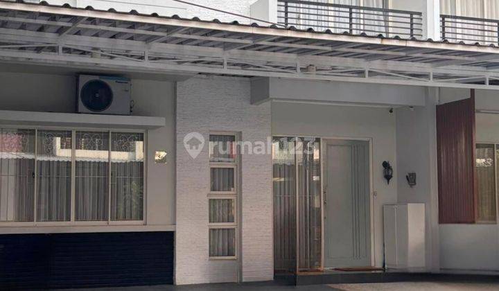 Rumah Bagus Terawat Hadap Utara Di Puri Mansion