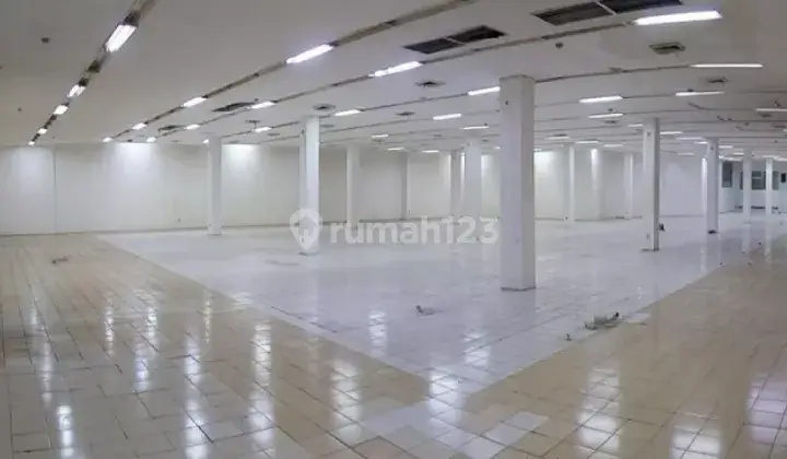 Strategic Large Space Commercial Building In Mampang Prapatan 2