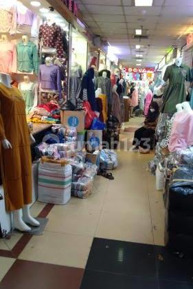 Kios Lokasi Bagus Ramai Dekat Pintu Utama Tanah Abang Blok B