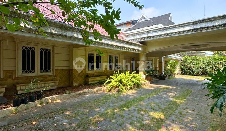 Dijual Rumah Menteng Jakpus di Lokasi Elite dekat Jalan Cendana dan Suwiryo. Jarang ada