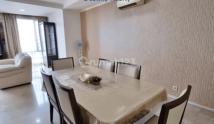 Jarang Ada Dijual Apartemen Fx Sudirman 3 Bedrooms, Furnished 2