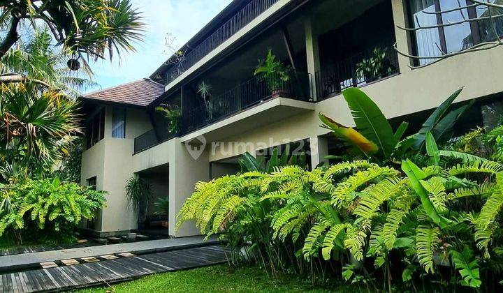 FOR RENT. Balinese Style Compound in Quite area, Expatriate Atmaya Compound 2