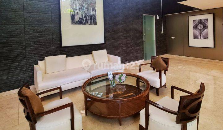 Dijual Murah, Jarang Ada, Apartemen Mewah Springhill Kemayoran 4br 1