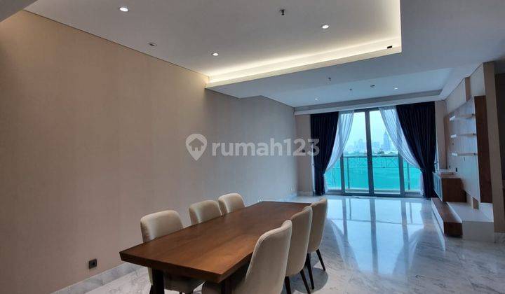 Dijual Apartemen Senayan City Residence View Lapangan Golf, 3 Bedrooms + 1 2