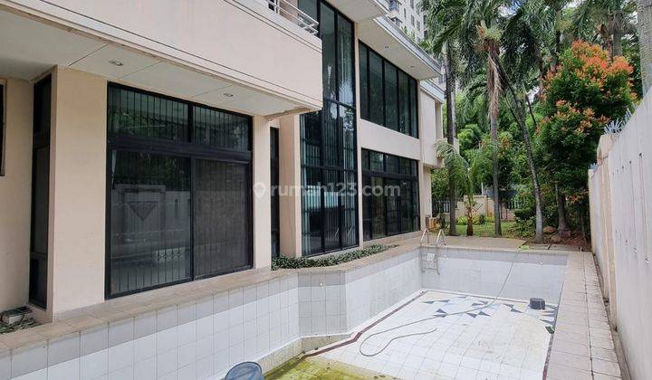 Disewa Luxury House Permata Hijau, Berada di Dalam Kompleks Area Tenang 1