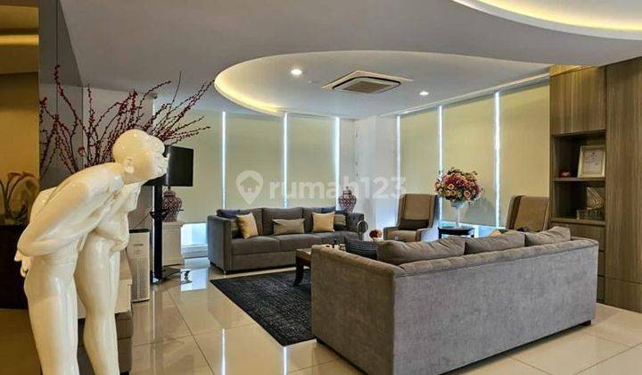 Harga Menarik. Dijual Gedung Dengan Design Modern di Kebayoran Baru, Jakarta Selatan 1