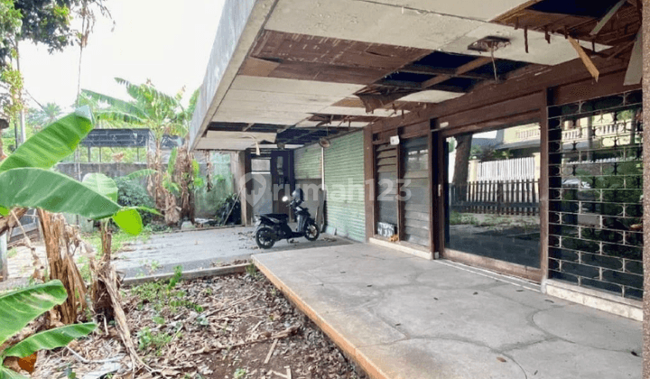 Turun Harga. Dijual Rumah Tua Hitung Tanah di Kawasan Elit Simprug Golf 2