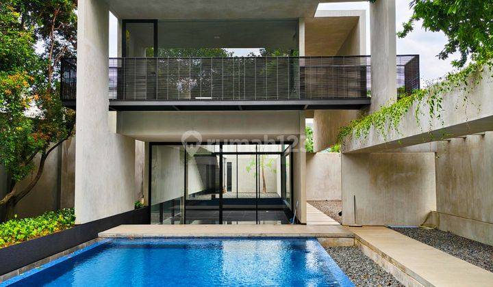 New modern house for rent in Cilandak Area, South Jakarta. Designed by Andara Martin, perfect for those seeking tranquility and accessibility 1