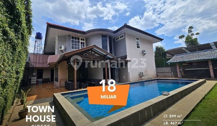 Town House di Cipete dengan lokasi strategis semi furnish 