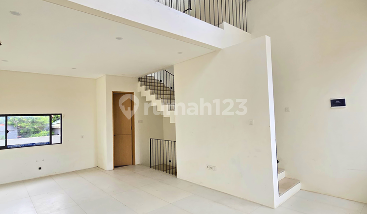 Rumah Baru Di Dalam Perumahan Area Prapanca Jakarta Selatan SHM 2