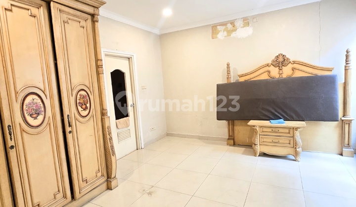 Rumah dengan Lokasi Strategis di Kawasan Radio Dalam 2