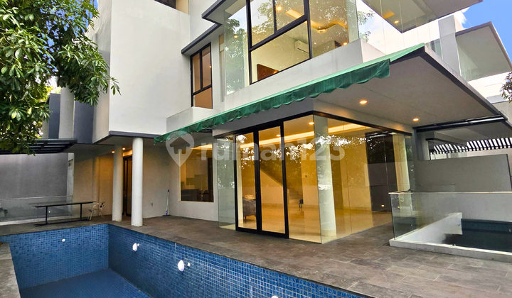 Brand New House, Dijual Townhouse Kemang Selatan dengan all-glass Modern Design. Unit Terbatas & Area Tenang Brand New House, Dijual Townhouse Kemang Selatan dengan all-glass Modern Design. Unit Terbatas & Area Tenang