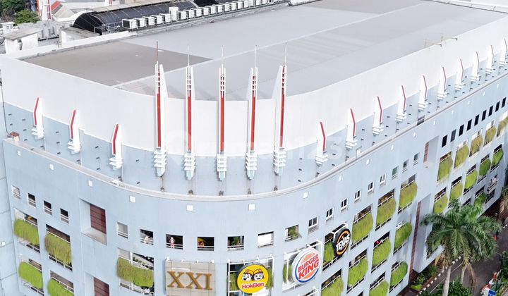 Rumah Tua Area Komersial Di Blok M Kebayoran Baru Rumah Tua Area Komersial Di Blok M Kebayoran Baru