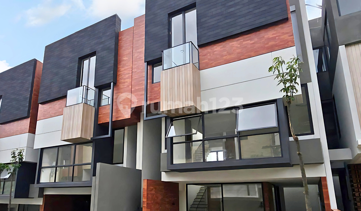 Brand New House, Dijual Townhouse Siap Huni Harga Menarik Lokasi Strategis di Prapanca 2