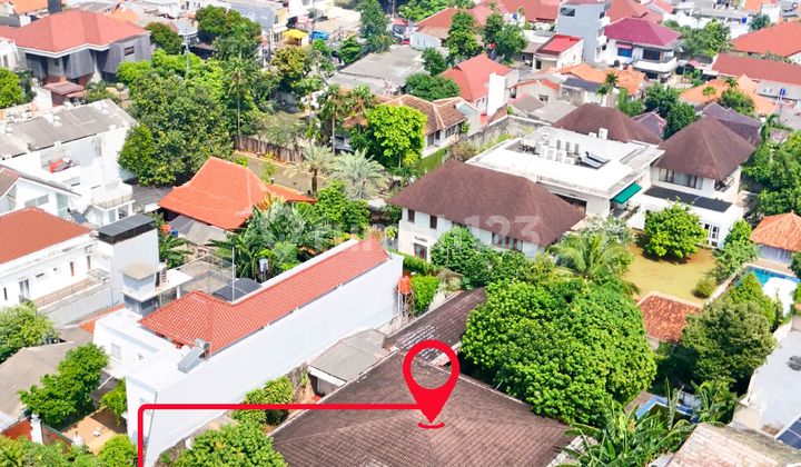 Harga di Bawah NJOP. Dijual Rumah Lama Hitung Tanah di Kemang, lokasi Premium 2