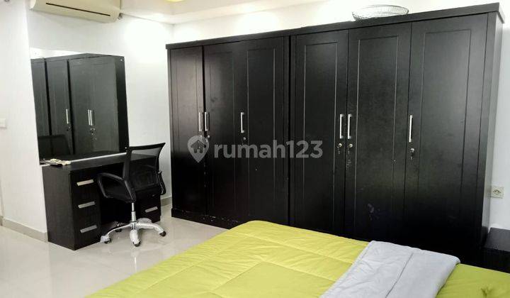 Dijual Murah Apartemen Taman Rasuna 3 Kamar Tidur tower Depan Furnished 2