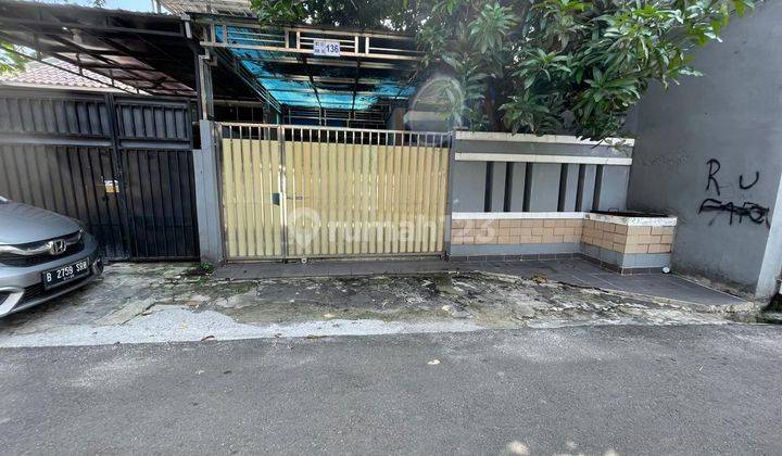 Dijual Rumah di Jalan Masjid Nurul Huda Jagakarsa 3BR Furnish 1