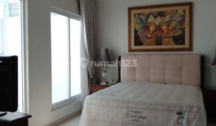 Rumah Menteng Furnished 1