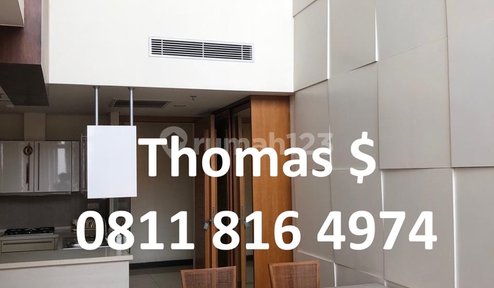 Apartemen Summit Lantai Sedang Bagus View Pool