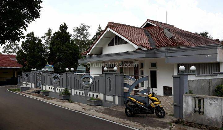 DIJUAL RUMAH HOOK LUAS DAN BAGUS DI JL. ARGOLINUWIH, SALATIGA 1