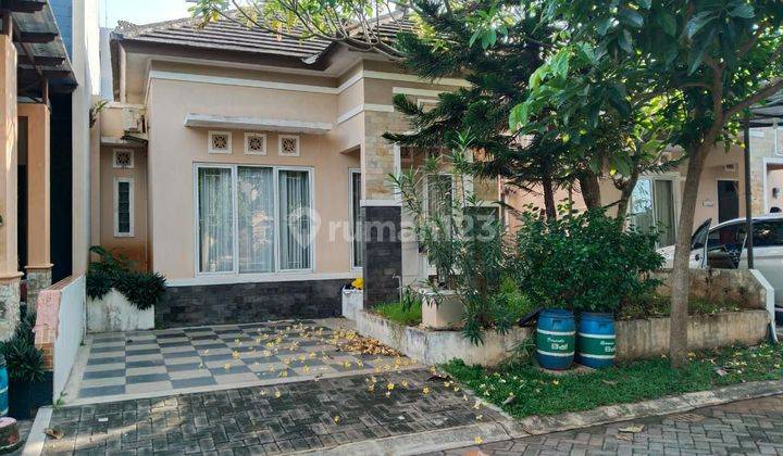 Disewakan Rumah Furnished Di Perum Beranda Bali, Bsb City, Semarang 1